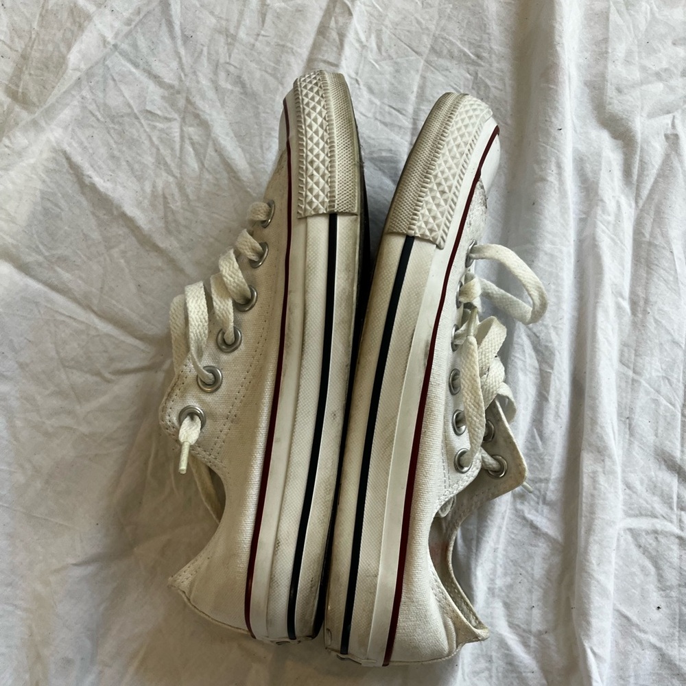 White converse